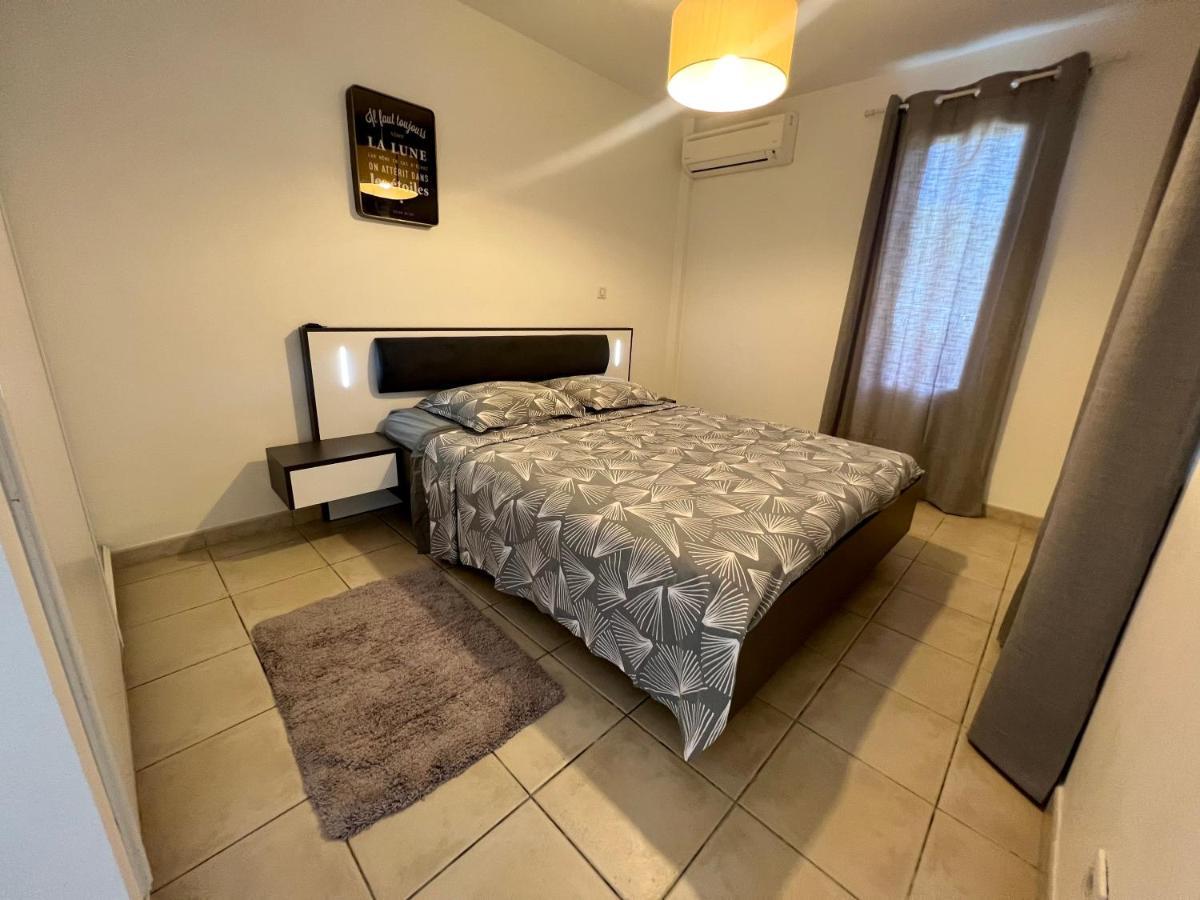 Appartement Au Bord De Mer Le Moule Εξωτερικό φωτογραφία
