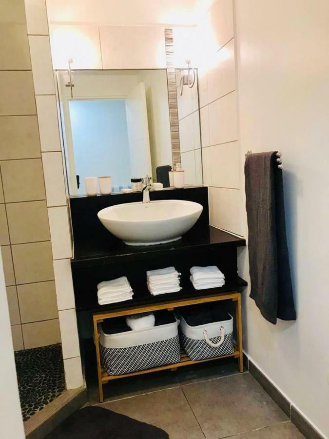 Appartement Au Bord De Mer Le Moule Εξωτερικό φωτογραφία